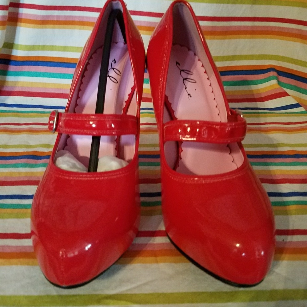 Red patent leather Ellie heeled Mary janes